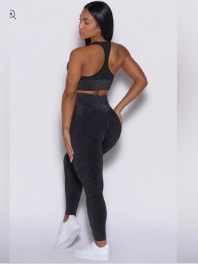 Authentic Bombshell Sportswear seamless shimmer leggings lot of 3 xs